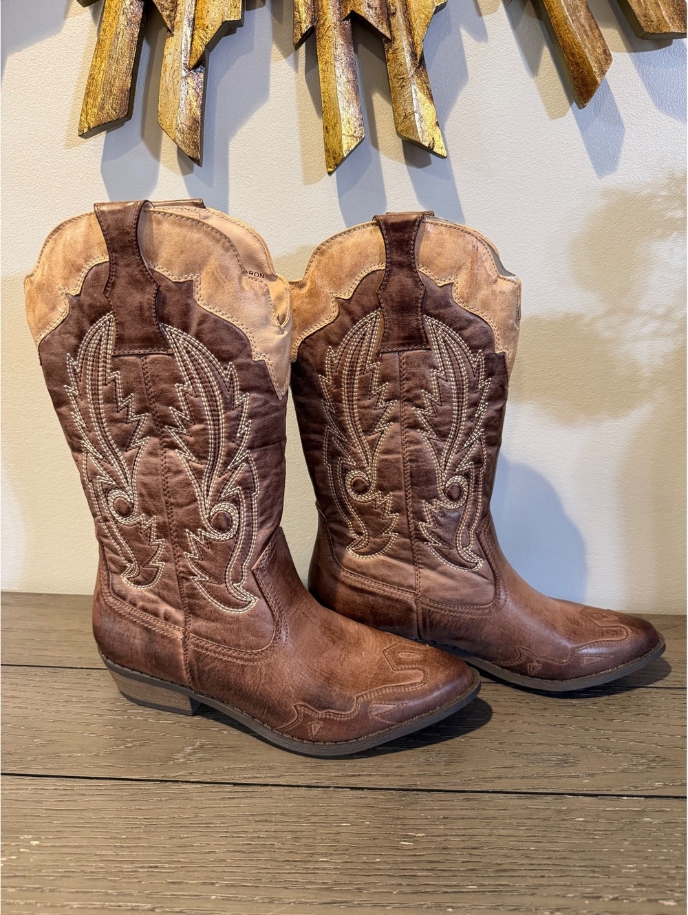 Coconuts Women's Brown Western Boots Size 6.5 - Picture 2 of 6